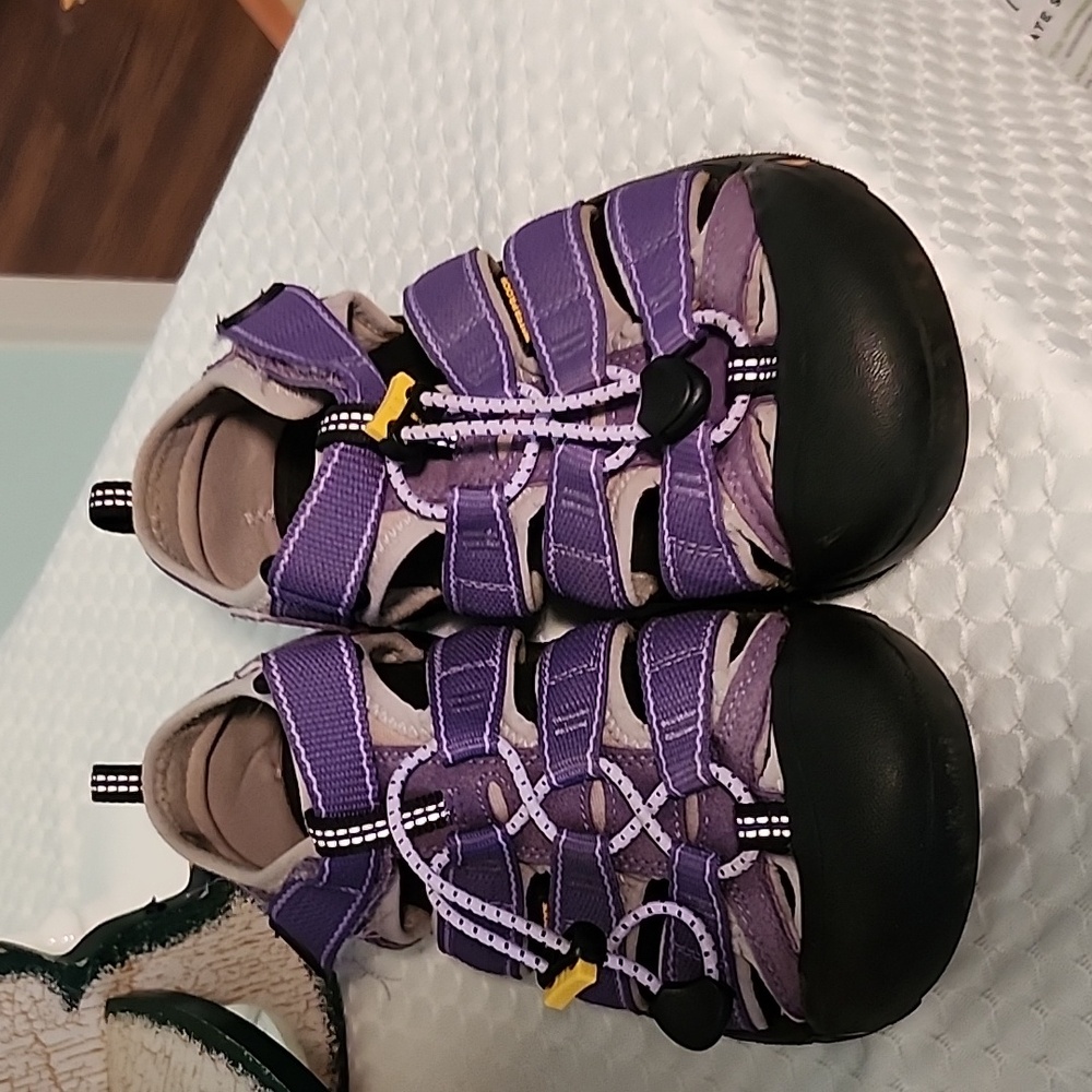 Keen Newport H2 Waterproof Comfort Hiking Sandals Womens Purple Gray US Size 5 - Picture 3 of 5